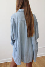 Load image into Gallery viewer, Oakley Button Down (Blue)