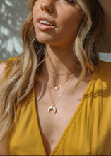 Load image into Gallery viewer, C’est Hoop Earrings