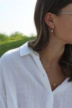 Load image into Gallery viewer, Remi Pearl Hoops