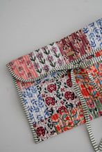 Load image into Gallery viewer, Ginny Laptop Sleeve