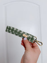 Load image into Gallery viewer, Willow Keychain Wristlet

