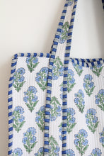 Load image into Gallery viewer, Lanie Tote Bag
