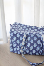 Load image into Gallery viewer, Eden Duffle Bag
