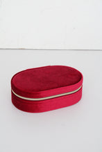 Load image into Gallery viewer, Velvet Jewelry Case (Red)
