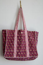 Load image into Gallery viewer, Emily Reversible Tote Bag
